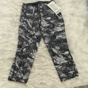 lululemon athletica Black and Gray Patterned Leggings